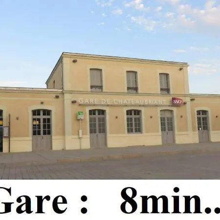 Au Nid Douillet - Dormir Comme A La Maison Chateaubriant Exterior photo